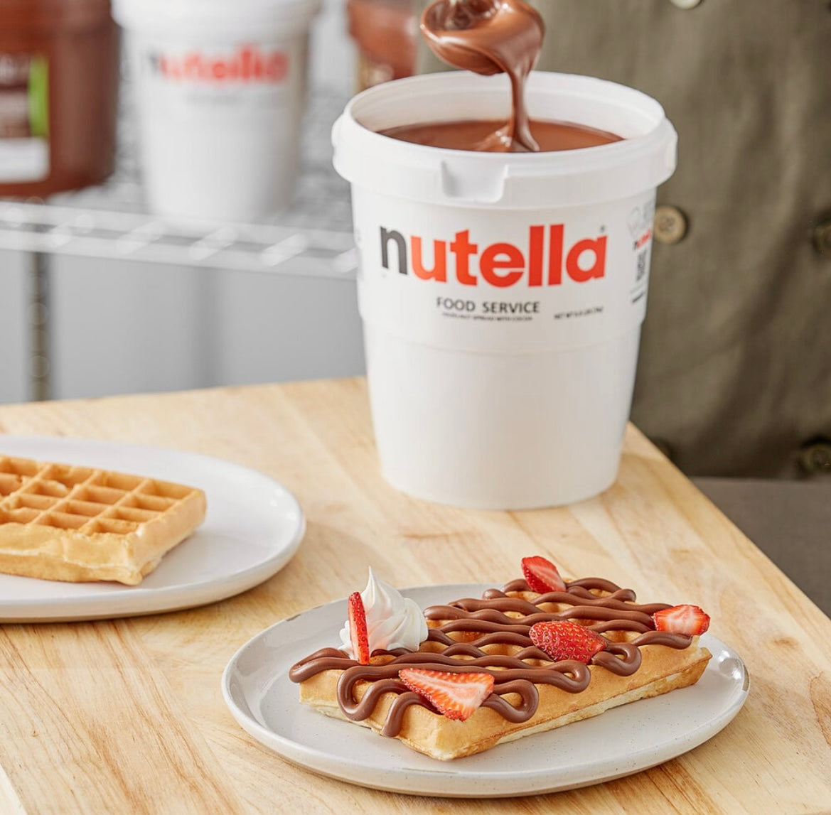 NUTELLA Halzenut Spread Tub Bulk 6.6 LB