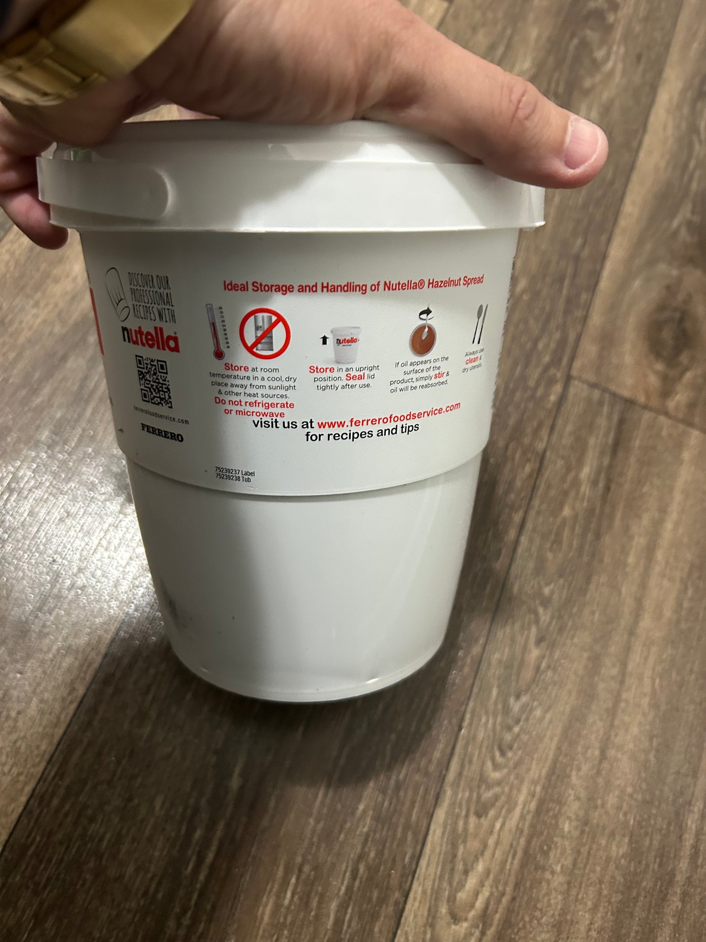NUTELLA Halzenut Spread Tub Bulk 6.6 LB
