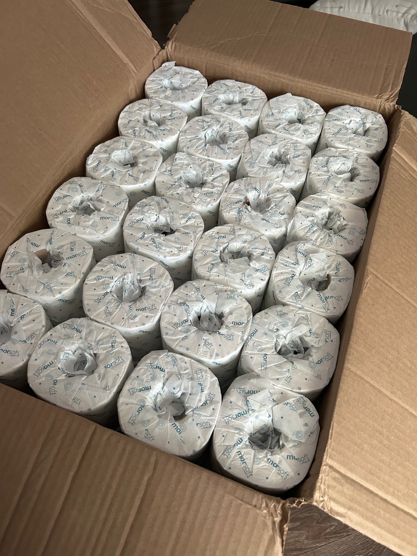 Morsoft 3 1/4" x 4" Individually Wrapped 2-Ply 400 Sheet Toilet Paper Roll - 96/Case