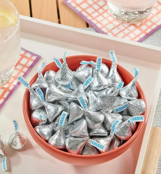 1 Lb Bag HERSHEY'S Kisses Milk chocolate , Classic Silver Wrap